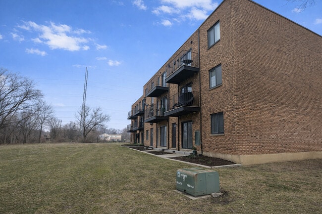 Building Photo - 224 E Rimini Ct