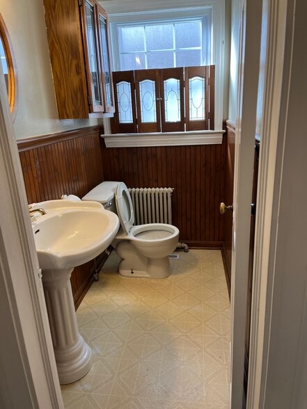 Half Bath - 34 Shadyside Dr