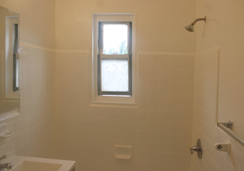 Bathroom - 1243 16th St NE