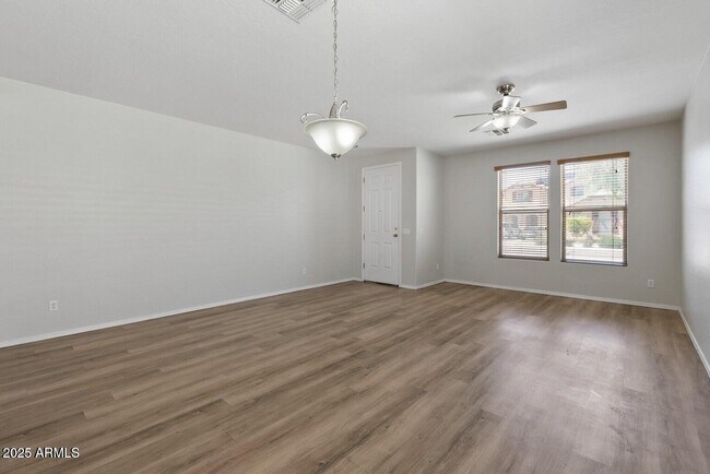 Building Photo - 18391 W Stinson Dr