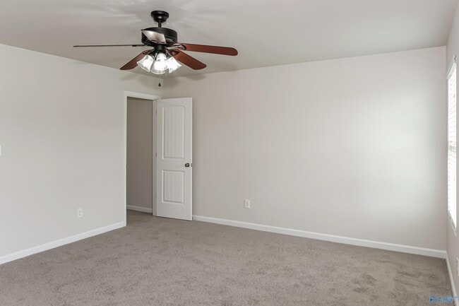 Building Photo - 120 Darrow Creek Dr