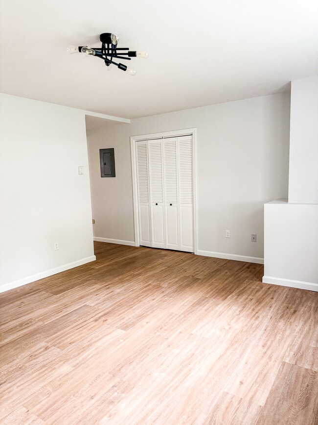 Building Photo - 51 Alvarado Ave