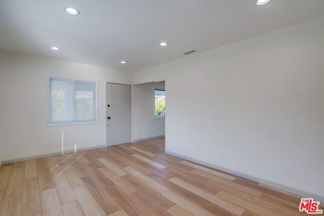 Building Photo - 11310 Argan Ave