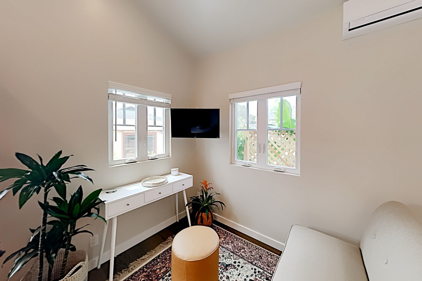 Building Photo - 1205 Blanchard St