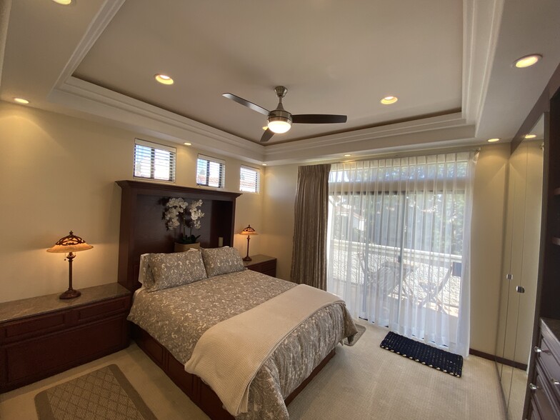 Master bedroom with beautiful drapery - 5146 Dorado Dr