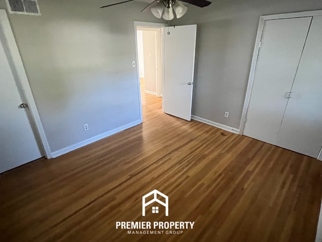 Building Photo - 1508 E.Raines Rd