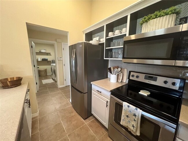 Building Photo - 451 Rio De Janeiro Ave