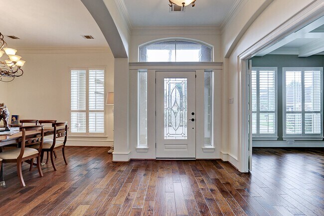 Building Photo - 13323 Brentonwood Ln