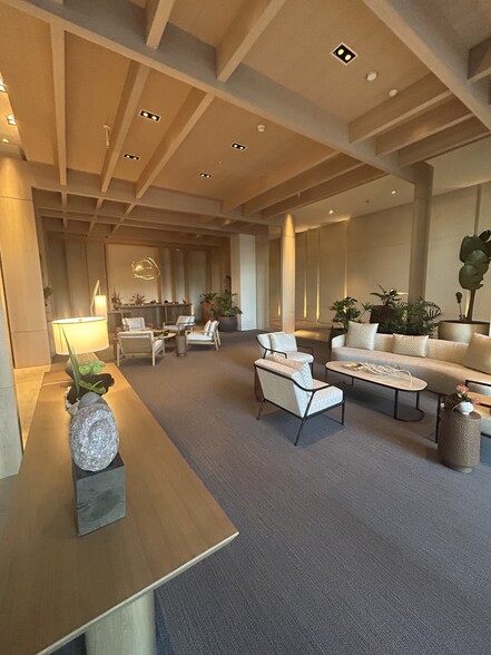 lobby - 333 Ward Ave