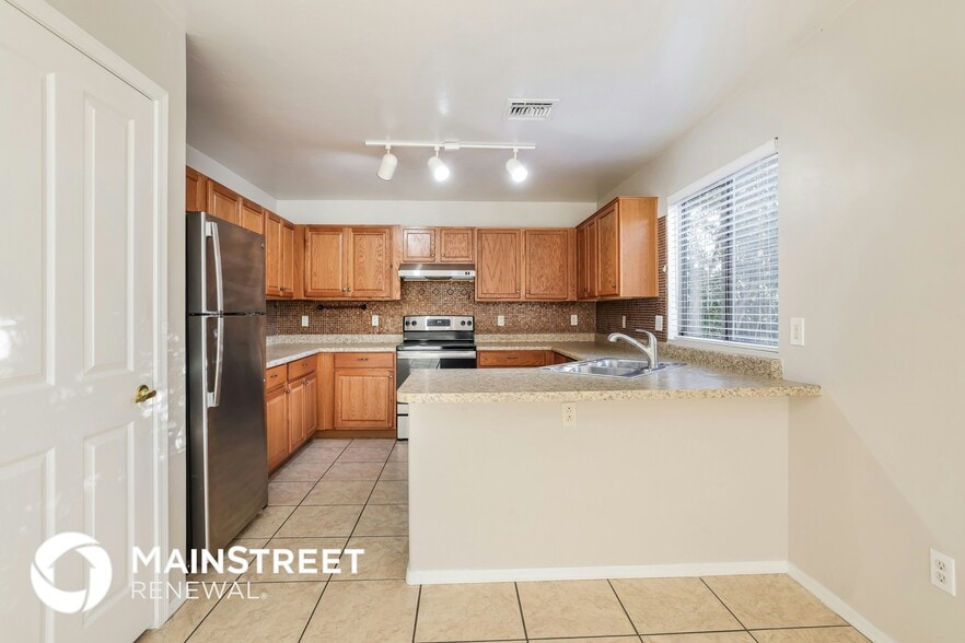 Building Photo - 6770 S Sonoran Bloom Ave