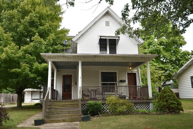 Primary Photo - 104 Courtland St