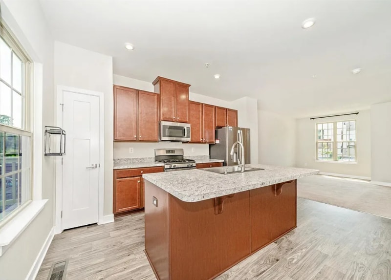 Building Photo - 10718 Lamoka Ln