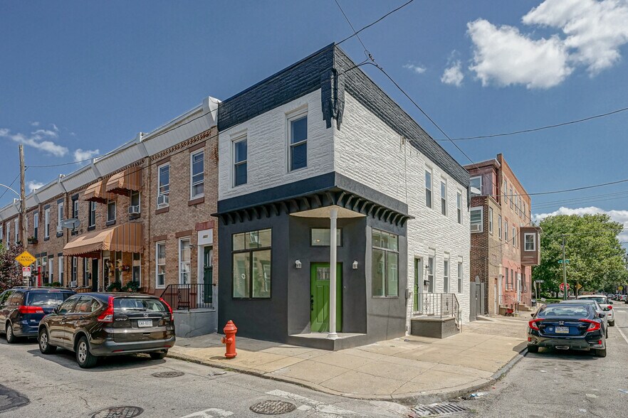 Building Photo - 1653 S Lawrence St