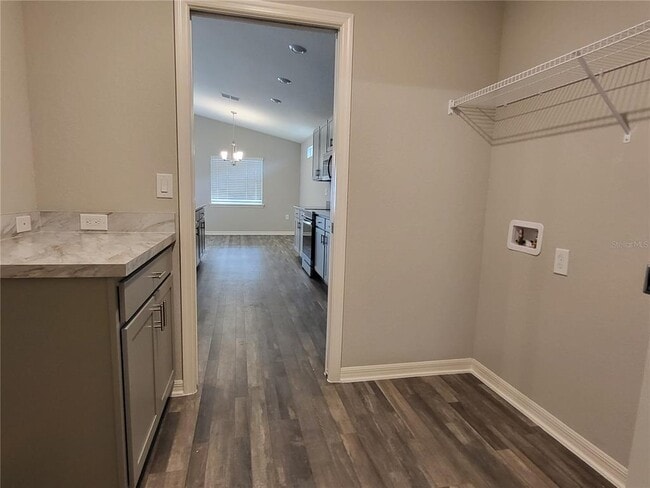 Building Photo - 6501 Polly Ln