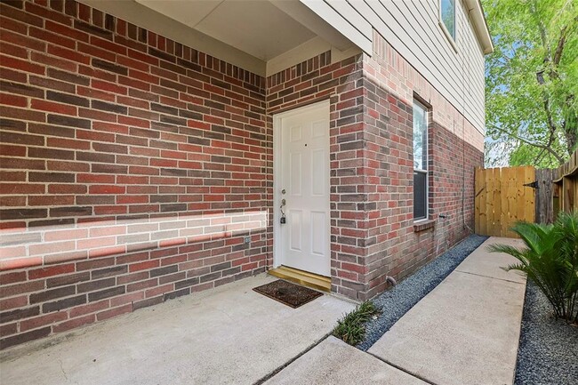 Building Photo - 19326 Camellia Knoll Trail