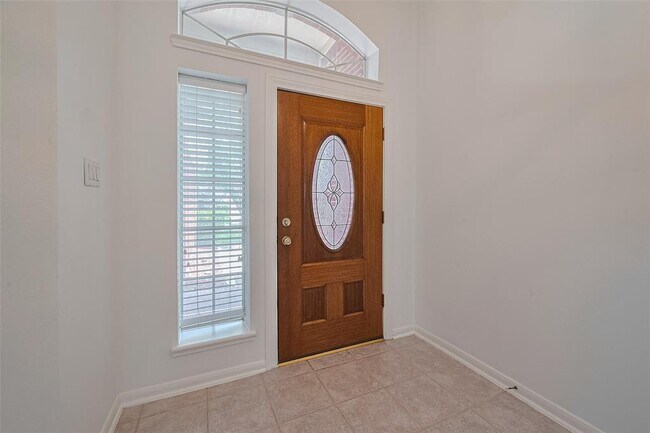Building Photo - 3118 Emory Oak Ln