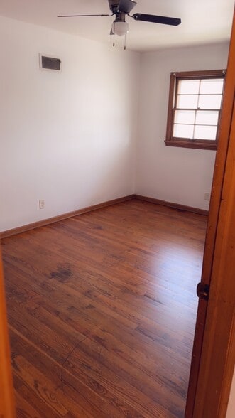 Bedroom 2 - 4534 Apple Orchard Ln