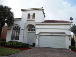 Building Photo - 2793 Shaughnessy Dr