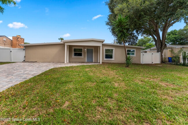 Primary Photo - 34 W Azalea Cir