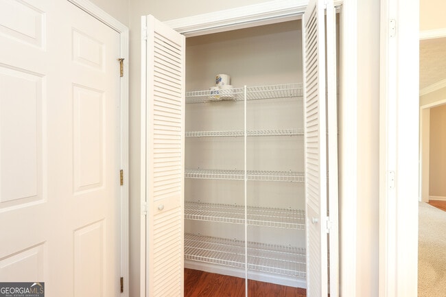 Building Photo - 801 Agate Edge