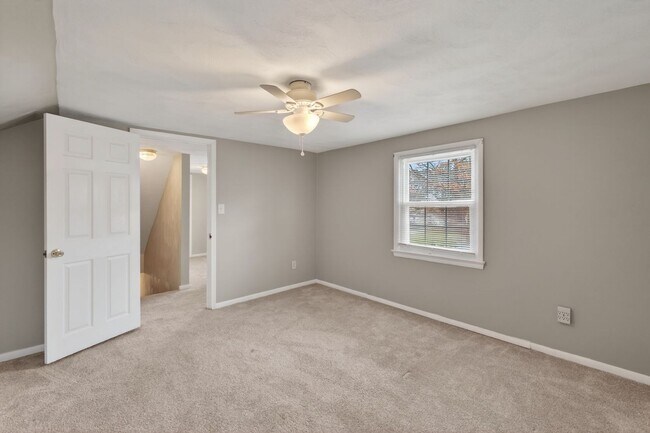 Building Photo - Spacious 5-Bedroom Home in Virginia Beach