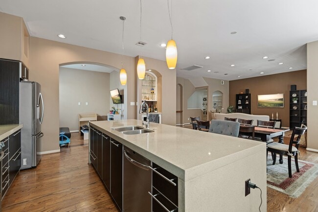 Building Photo - 3935 Gibson St