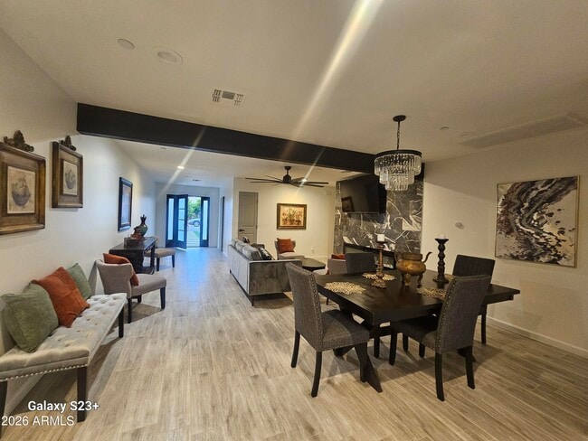 Building Photo - 2817 N 71st Pl