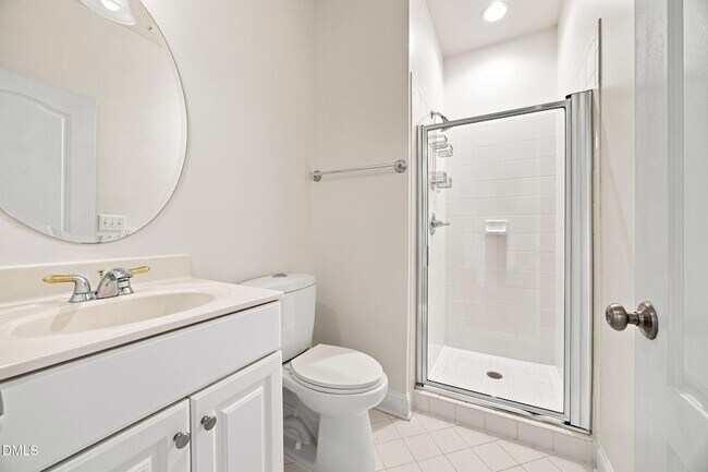 Building Photo - 401 Waverly Hills Dr