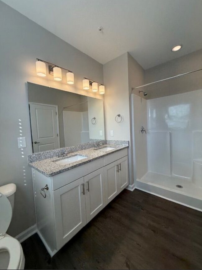 Building Photo - 5630 Lucas Ct