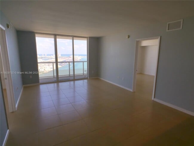 Building Photo - 50 Biscayne Blvd
