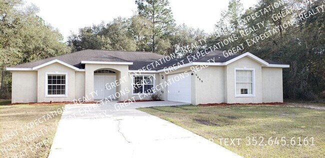 Primary Photo - 6499 N Airmont Dr