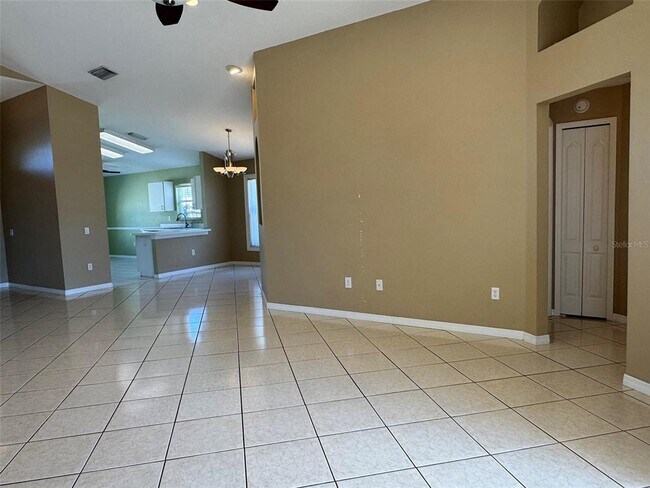 Building Photo - 3425 Canteen Ct