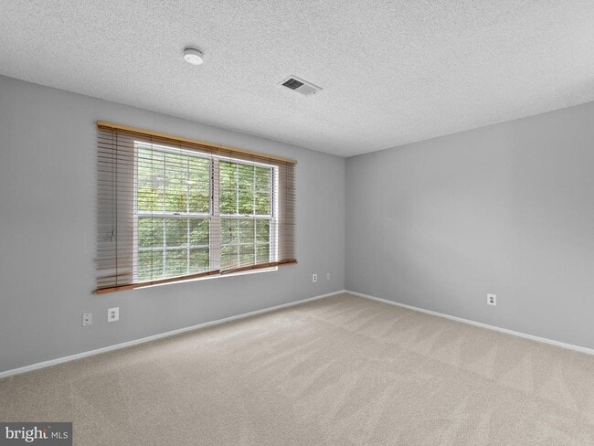 Building Photo - 1109 Huntmaster Terrace NE