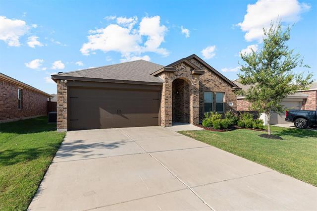 Building Photo - 936 English Dr
