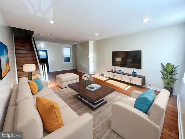 Building Photo - 2105 W Seybert St