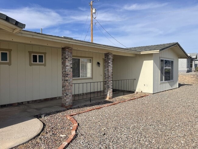 Building Photo - PENDING APPROVED APPLICATION!!!-No longer ...