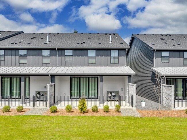 Building Photo - 6931 NE 132nd Way