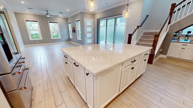 Building Photo - 7340 Sunset Ridge St