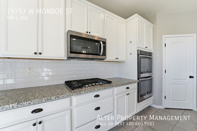 Building Photo - 19797 W Monroe St