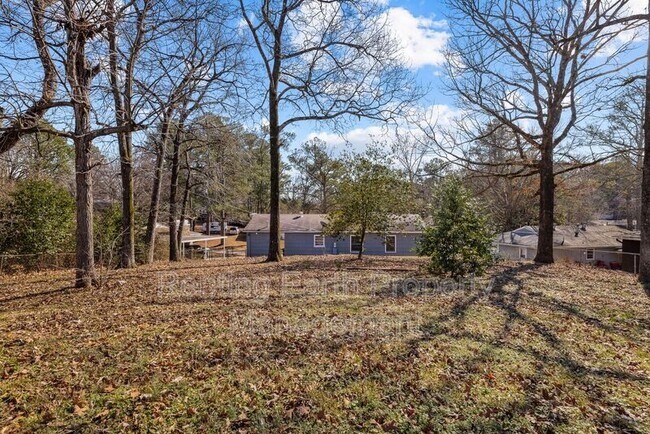 Building Photo - 416 Hearn Cir