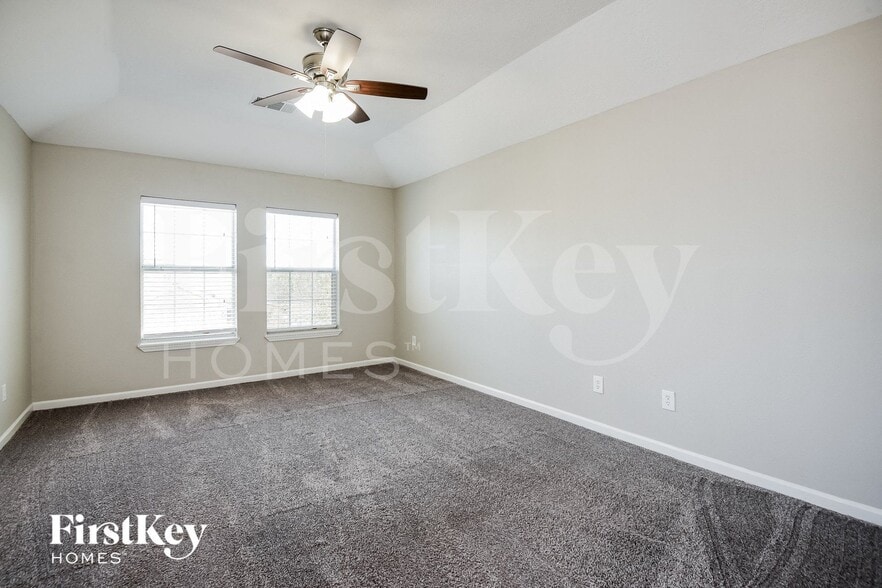Building Photo - 8207 Sugar Cane Dr