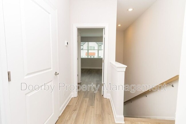 Building Photo - 760 Bespoke Wy