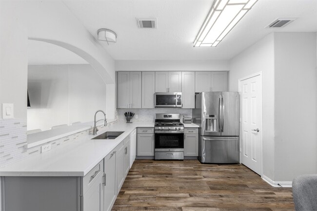 Building Photo - 1413 TX-146