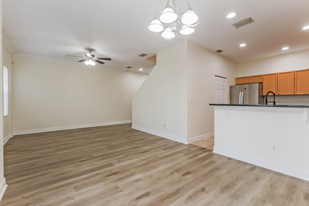 Building Photo - 6525 Quiet Pool Ct