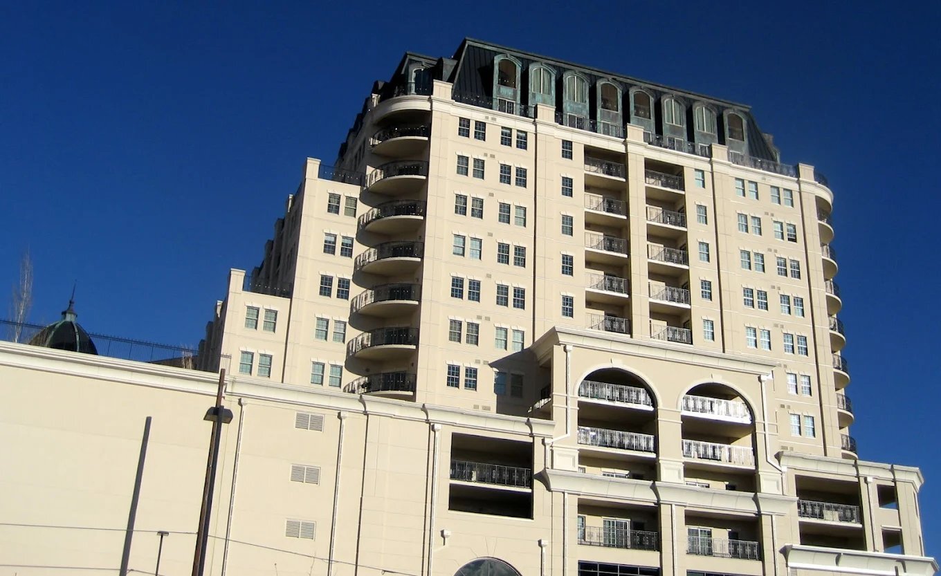 Building Photo - 975 Lincoln St