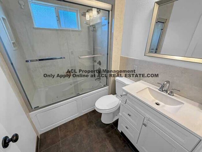 Building Photo - Charming San Lorenzo Village Home with Solar & Spacious Backyard