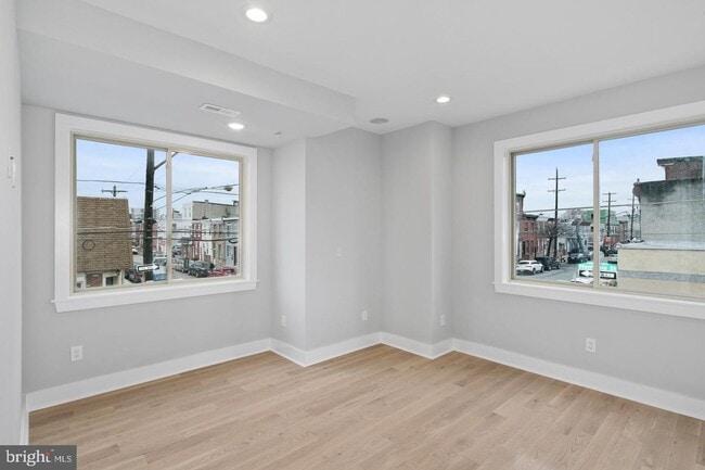 Building Photo - Newly Constructed Fishtown Home
