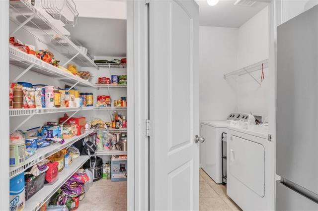 Building Photo - 1209 Juniper Dr