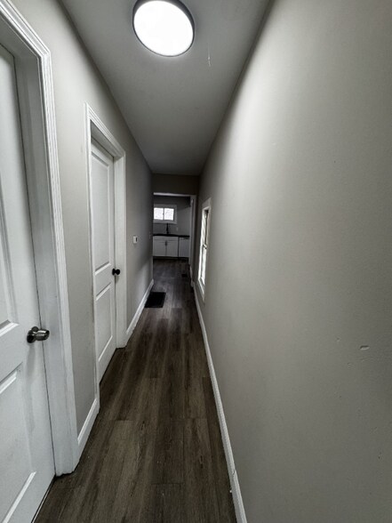 Building Photo - 212 Stevens Ave