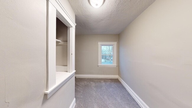 Building Photo - Brooklyn Centre neighborhood - 3  bedroom/...